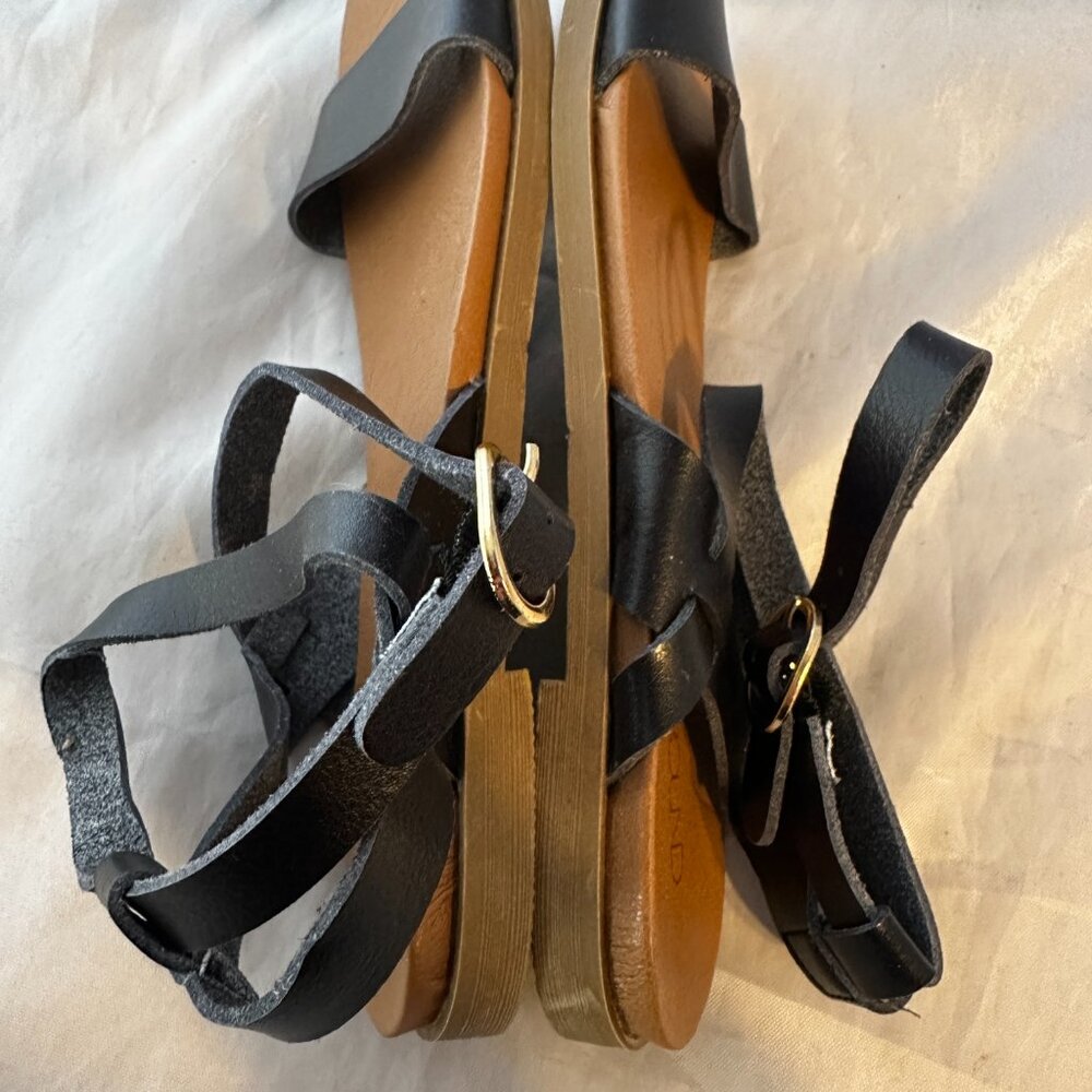 Abound  Sienna Sandals, Flats Black Faux Leather, Ankle Strap  Women Sizes - Picture 3 of 4